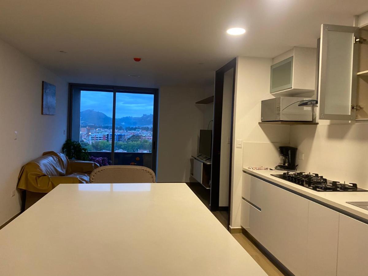 Apartamento En Zona Exclusiva De Cuenca Apartment ภายนอก รูปภาพ