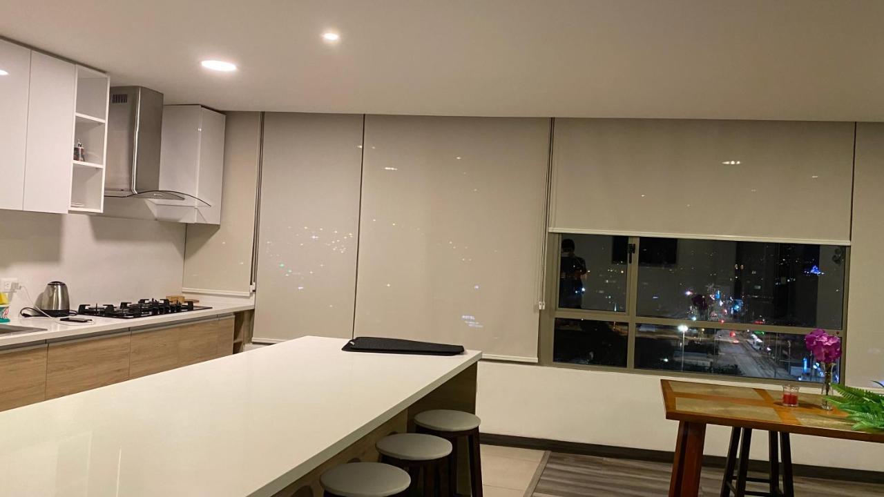 Apartamento En Zona Exclusiva De Cuenca Apartment ภายนอก รูปภาพ